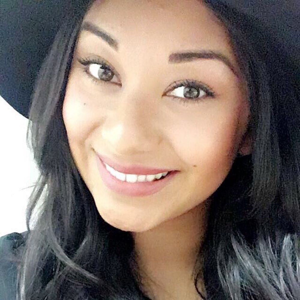 Meet your Posher, Karina